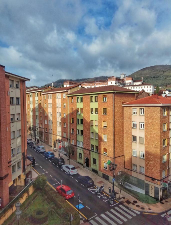 Una Ventana Al Naranco Appartement Oviedo Buitenkant foto